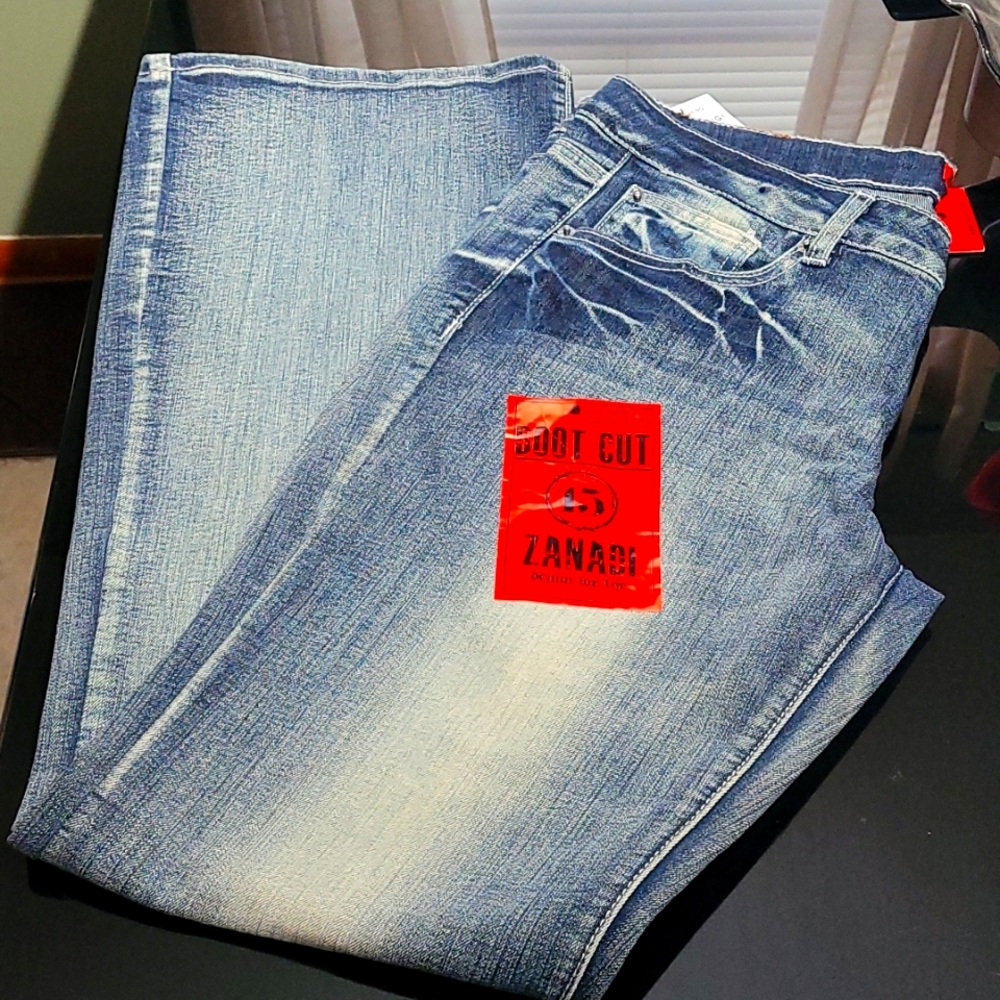 Zanadi Jean's size 15